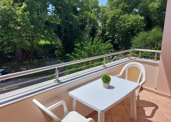 - Pilio By Hara * Milina